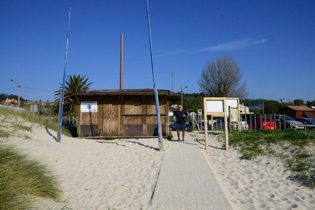 Caseta de la playa de Nerga