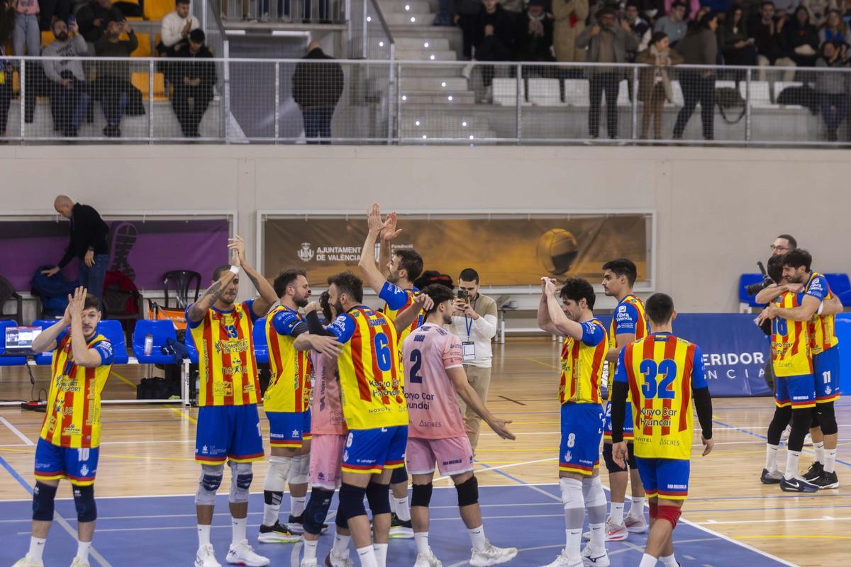 El Léleman Conqueridor hace historia y se mete en octavos de la CEV Challenge Cup El Léleman Conqueridor hace historia y se mete en octavos de la CEV Challenge Cup