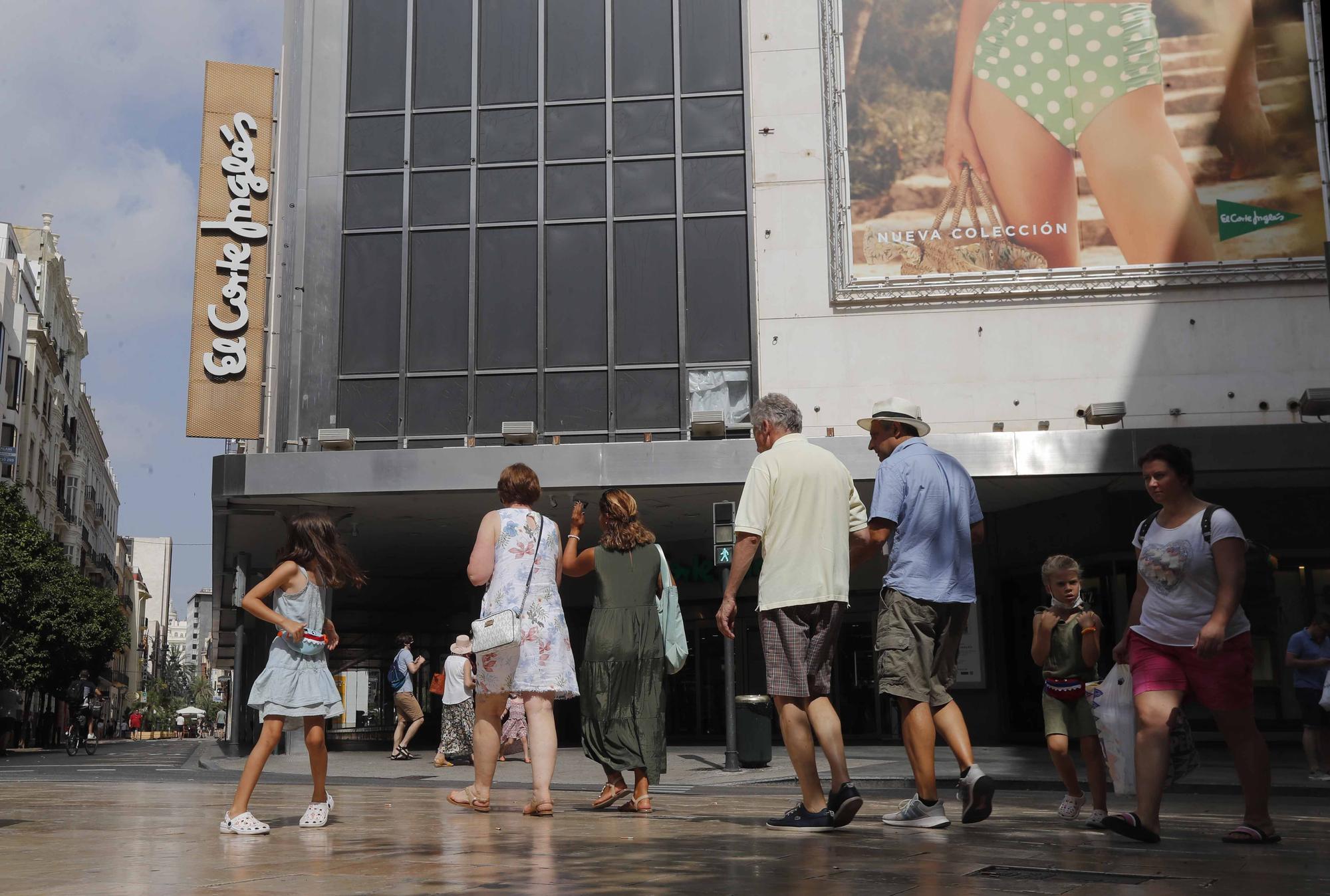 El Corte Inglés vuelve a abrir los domingos y festivos en València