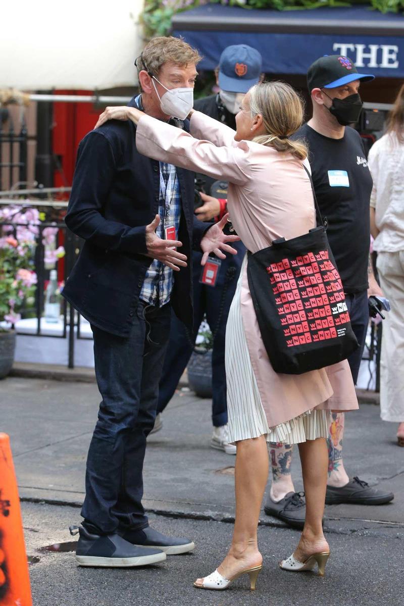 Sarah Jessica Parker con el director de Sexo en Nueva York y de And Just Like That