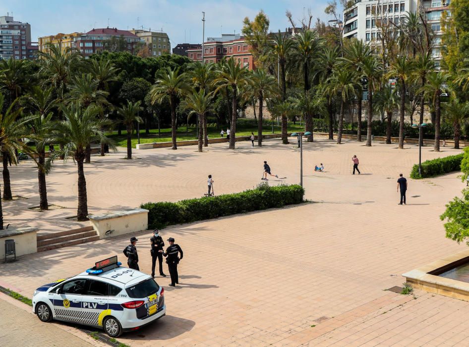 Los niños vuelven a llenar parques y calles