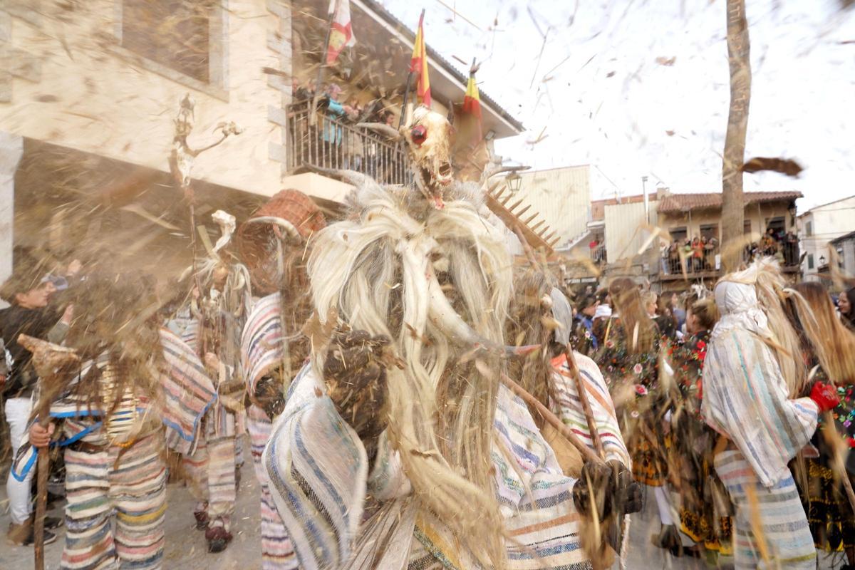 Los cucurrumachos de Navalosa (Ávila)