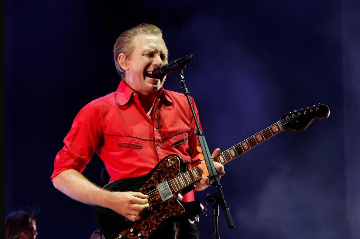 Franz Ferdinand hizo saltar a cerca de 10.000 personas.