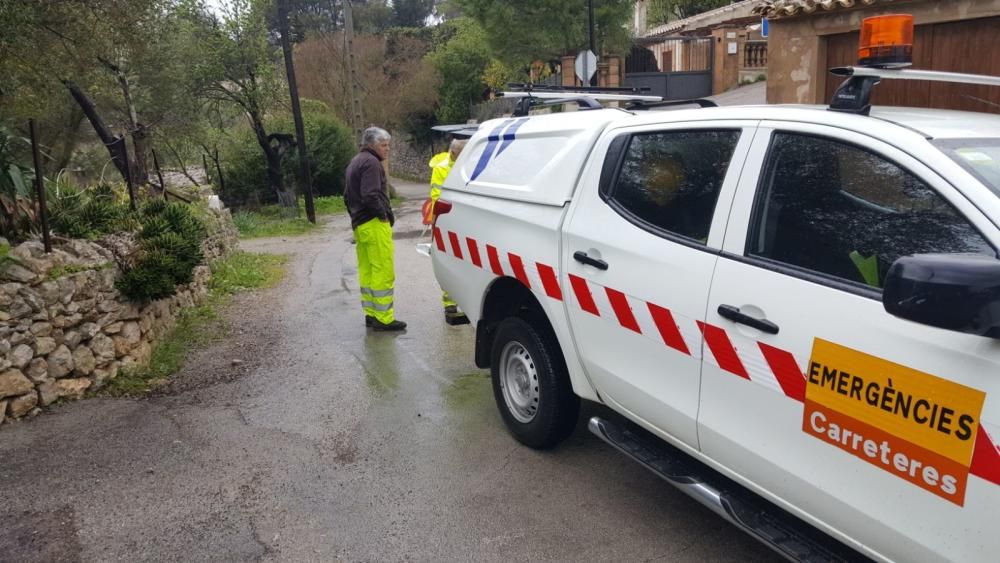 Derrumbes, inundaciones y pinos caídos al paso de la tormenta 'Hugo' por Mallorca