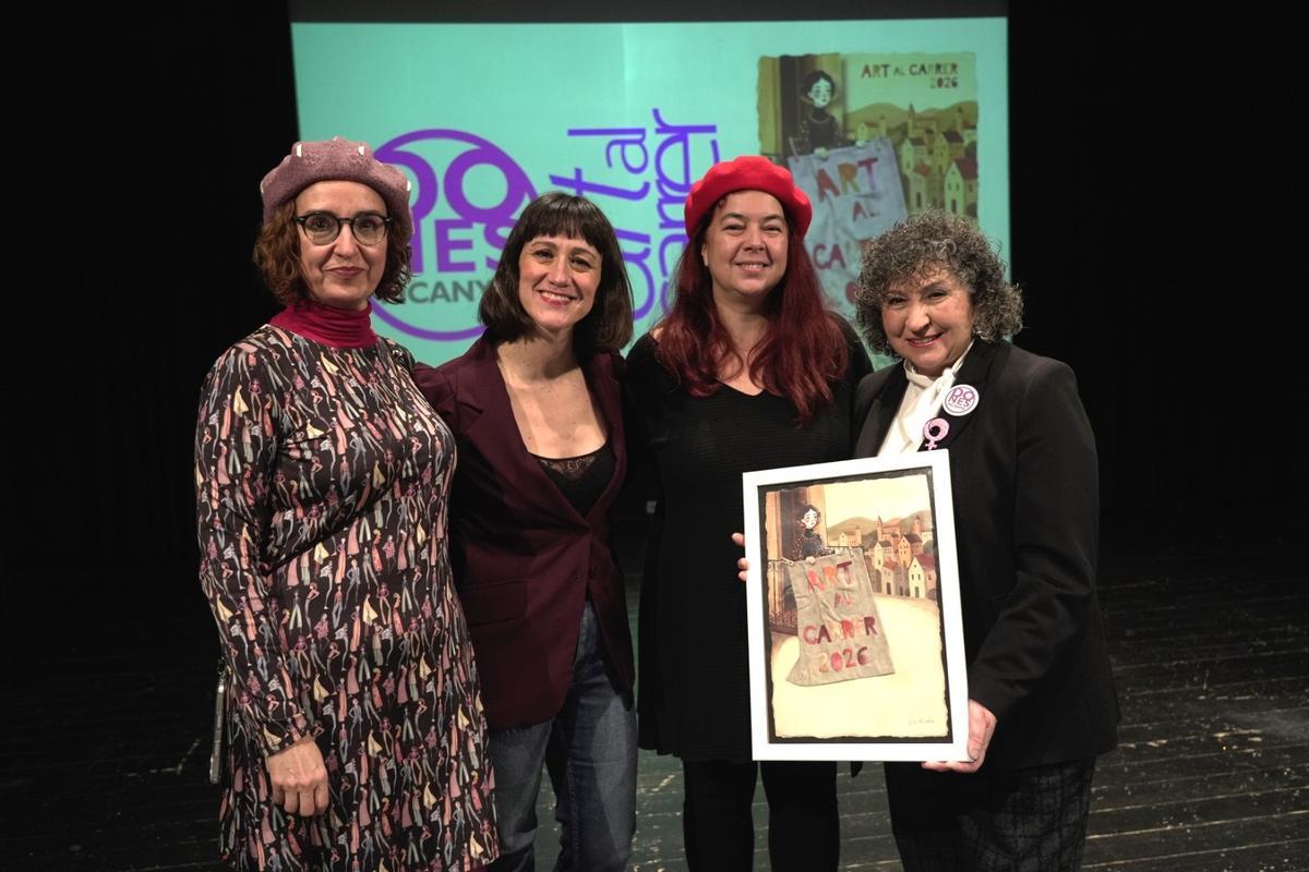 Laura sena, María Juan, Visa Promig -autora del cartel- y Xelo Sánchez,