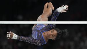 Biles engrandeix  la seva llegenda amb un segon or