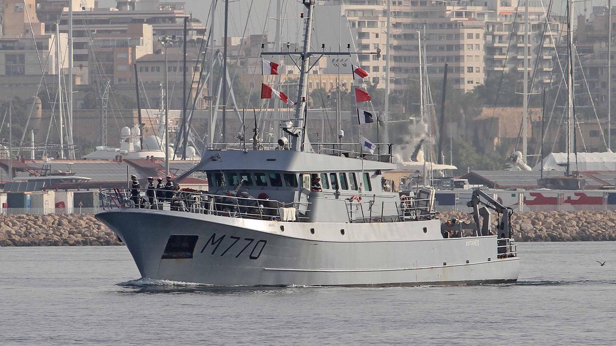 Antares, uno de los barcos de la marina francesa.
