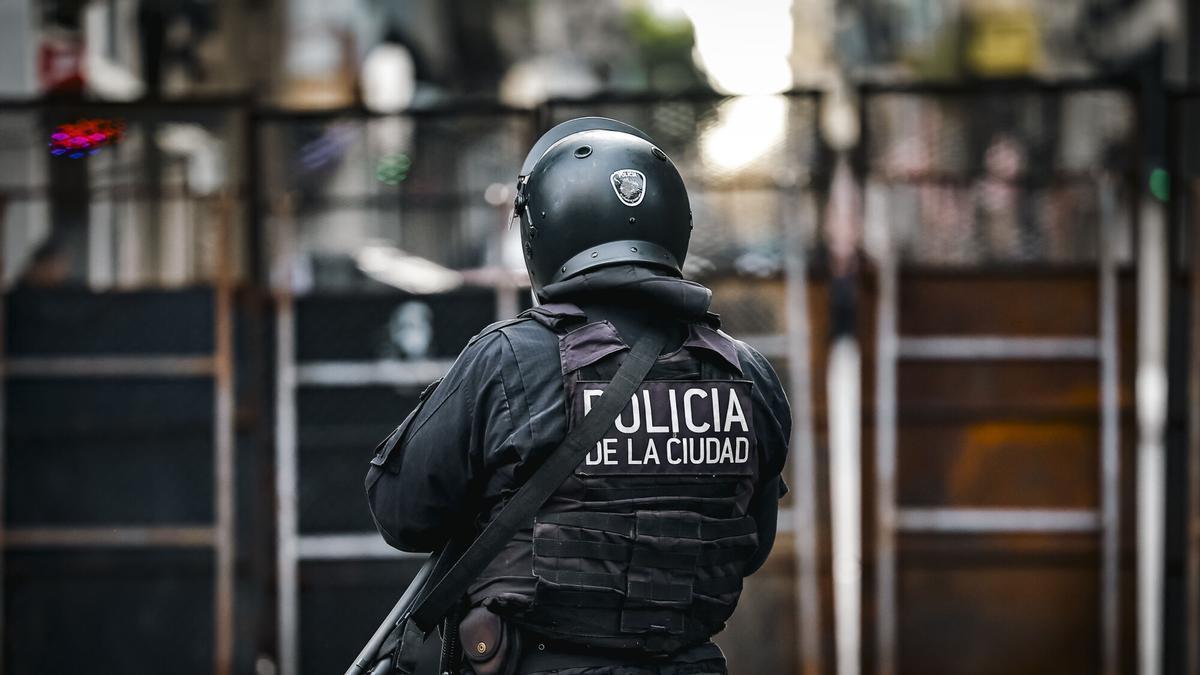 ARGENTINA TIROTEO | Un alumno entra armado a su colegio, mata a un compañero e hiere a otros dos ARGENTINA TIROTEO | Un alumno entra armado a su colegio, mata a un compañero e hiere a otros dos
