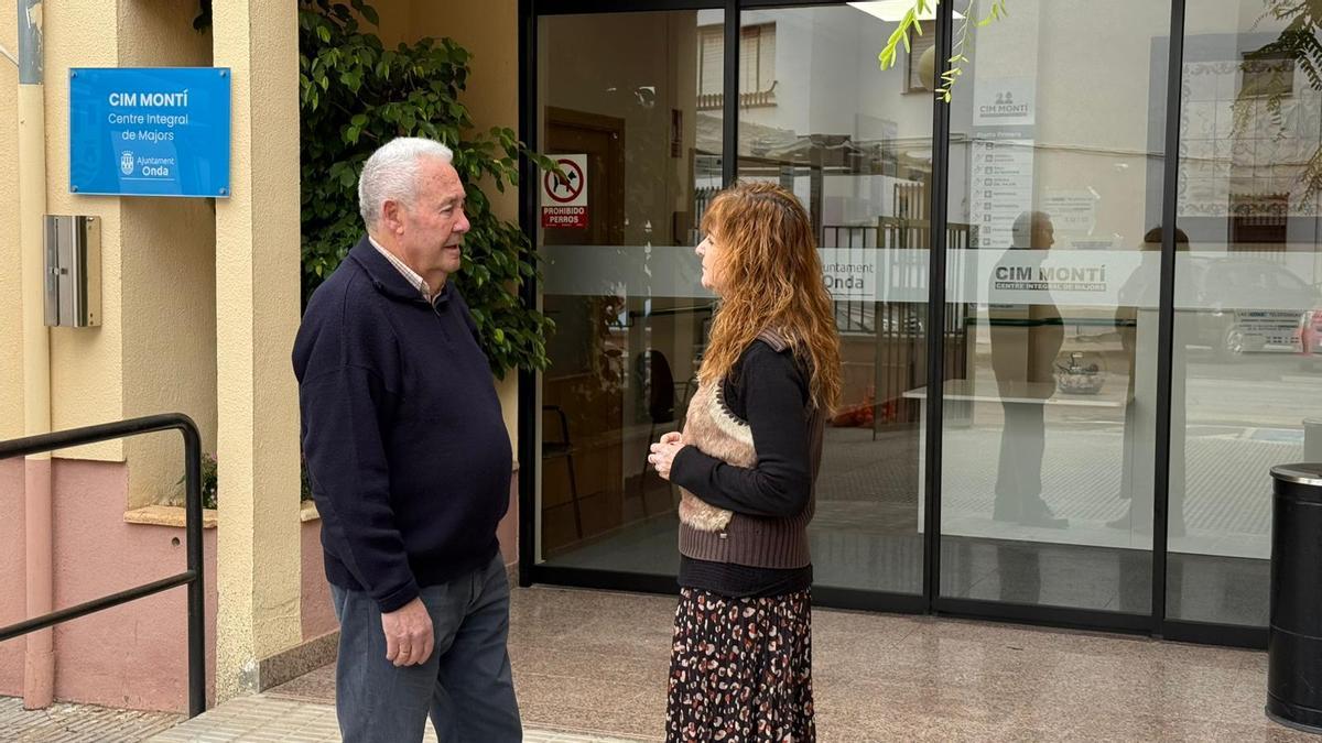 El Ayuntamiento de Onda ha completado la renovación de la puerta de acceso principal del CIM Montí.