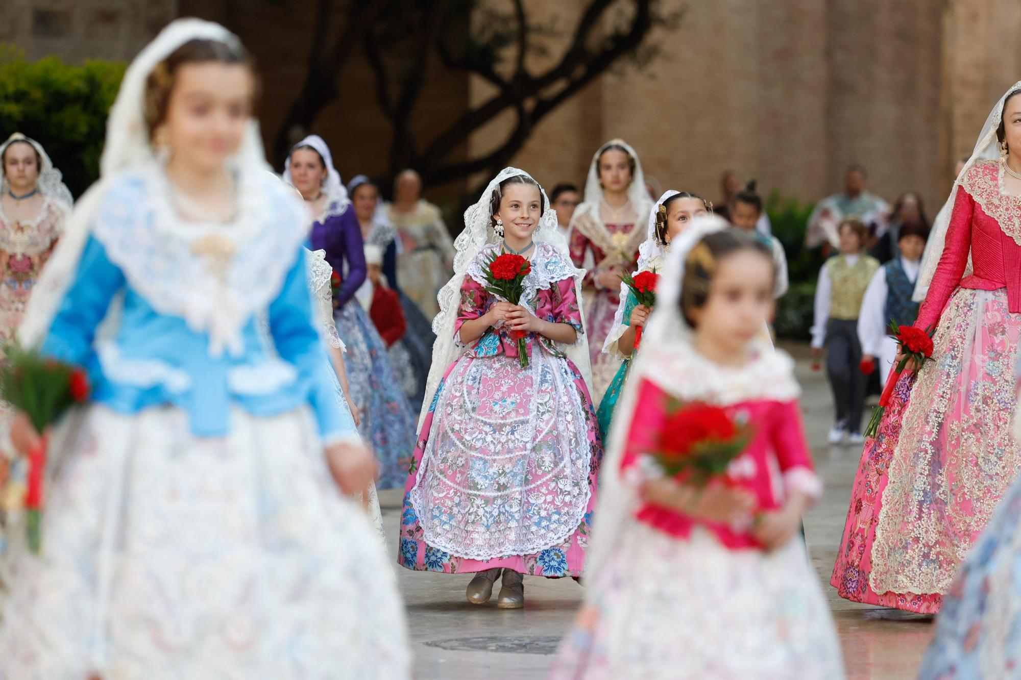 Búscate en el primer día de la Ofrenda en la calle San Vicente entre las 17:00 y las 18:00