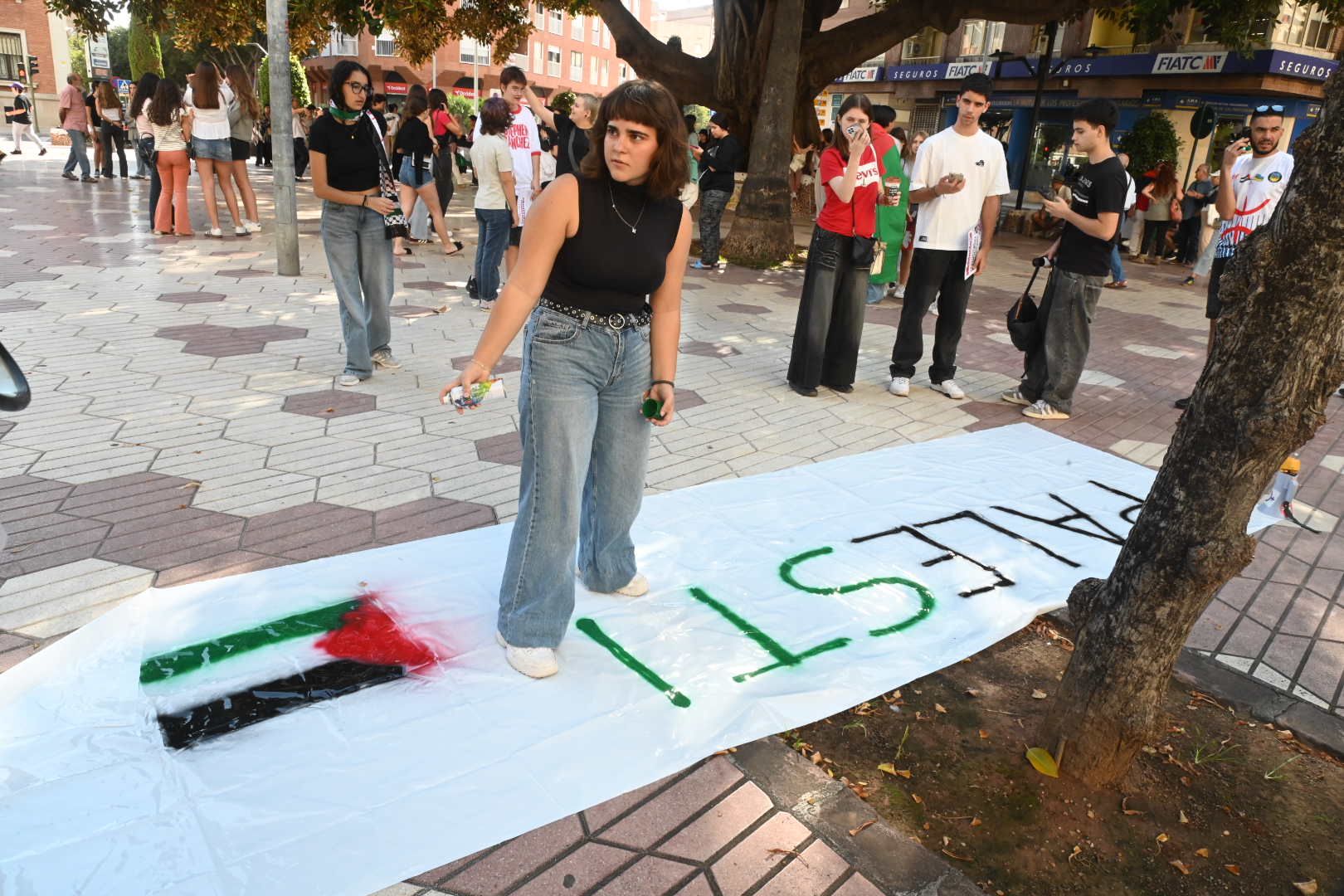 Galería de imágenes: Estudiantes de Castellón en protesta por Palestina