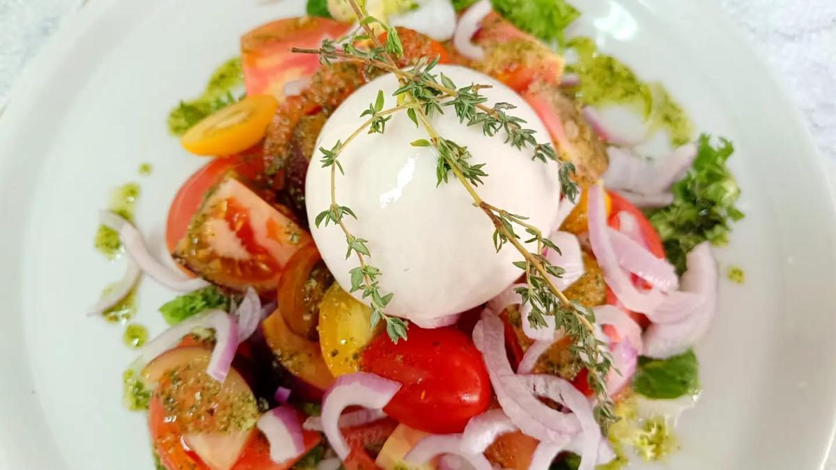 Ensalada según Cristo Sanjuán.