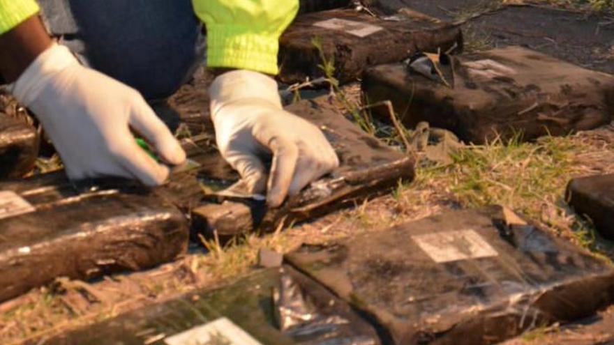 Ocho detenidos en Pontevedra y Ourense al interceptarse 400 kilos de cocaína