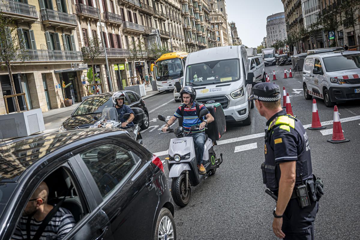 El sector del taxi volvió este martes a las movilizaciones