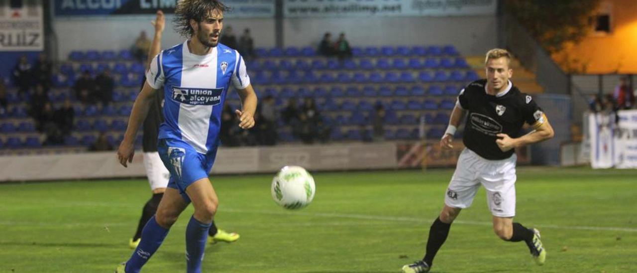 El Alcoyano debe seguir sufriendo