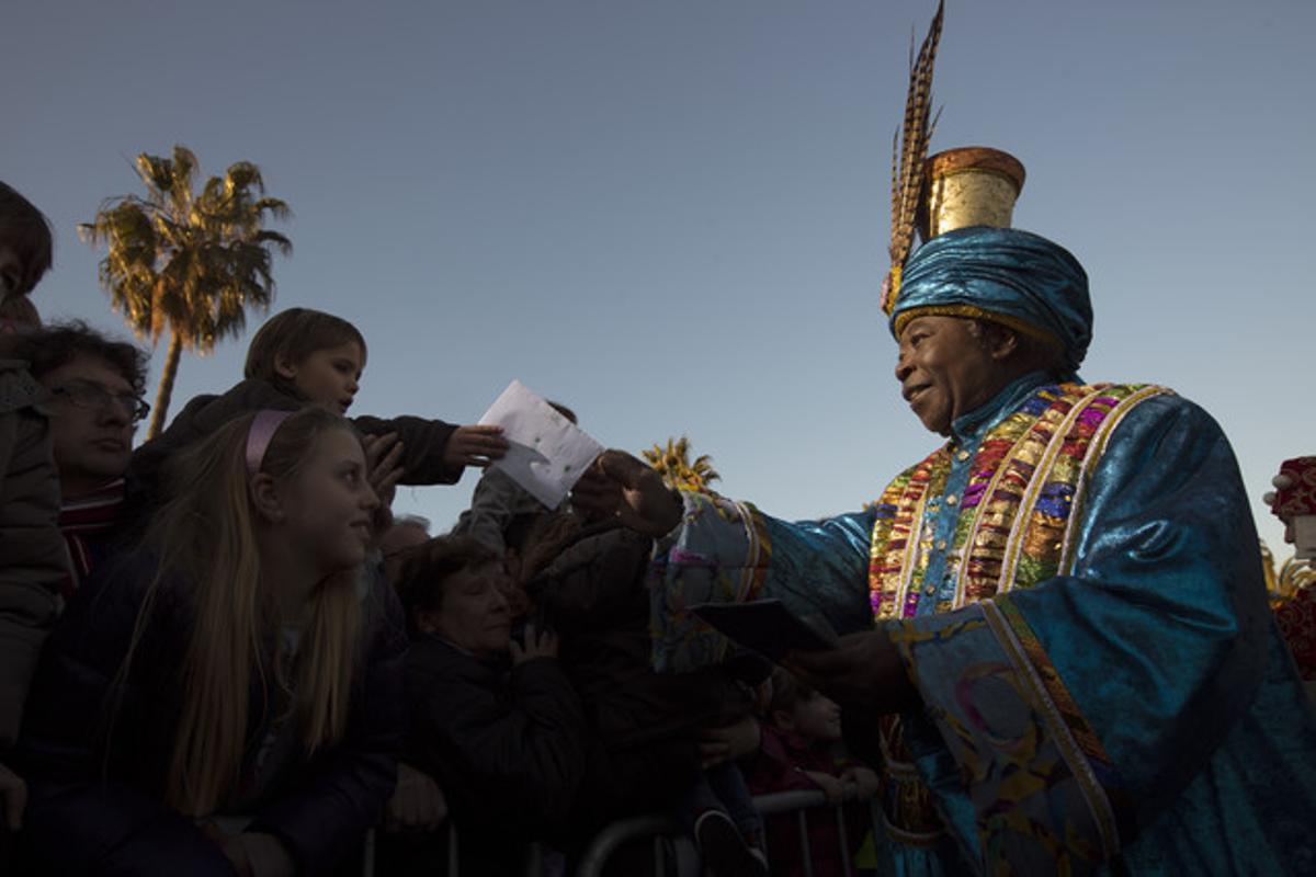 Los Reyes Magos llegan a Barcelona.