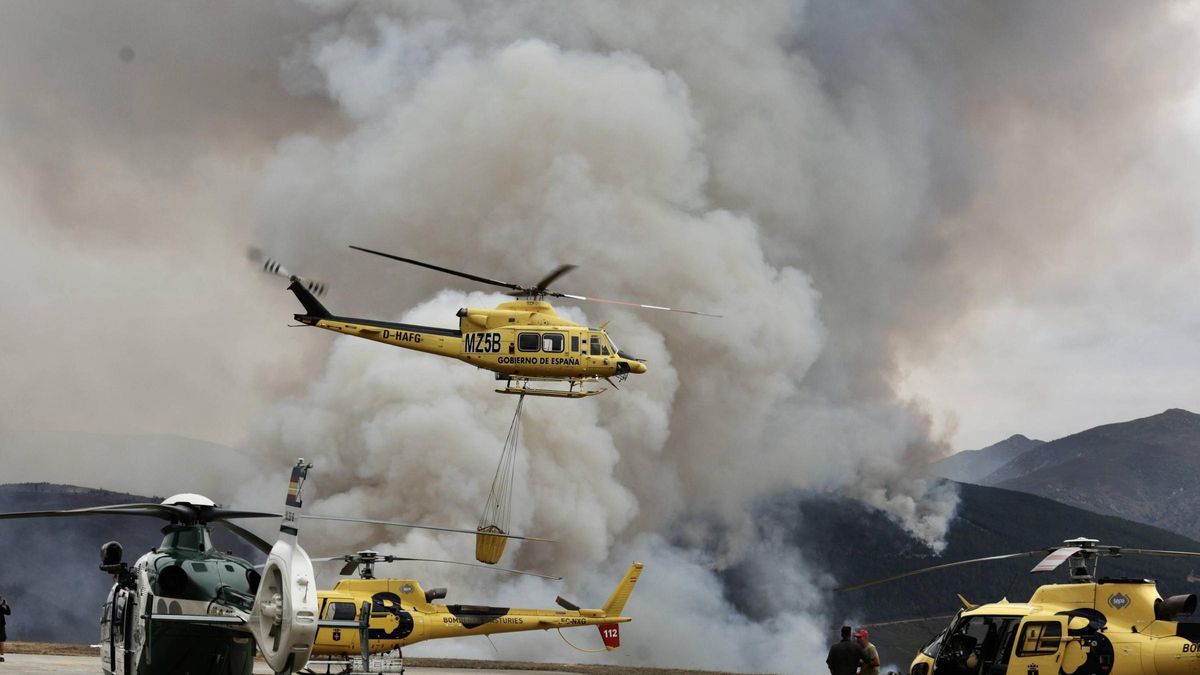 La piscina municipal repleta de niños, una “explosión” junto a ella y “olor a gasolina”: así se originó el gran incendio de Ibias, "el que más preocupa" en Asturias