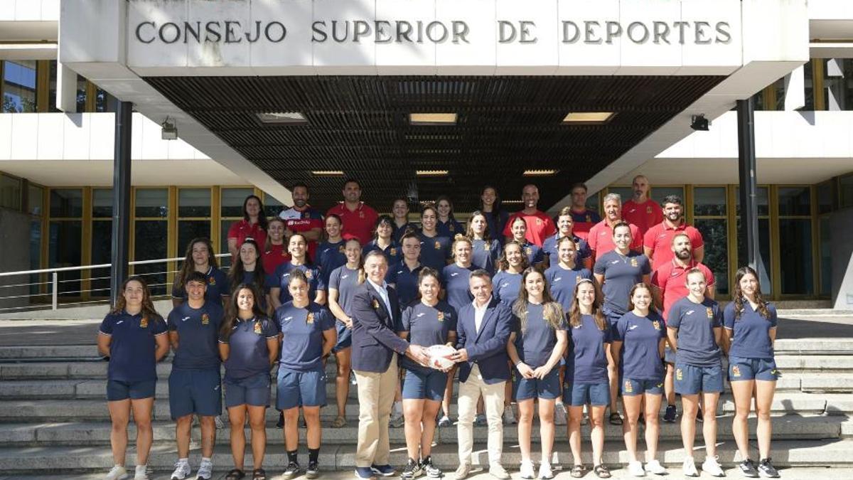 Las Leonas posan en el CSD antes de viajar a Sudáfrica y Dubai.