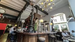 Barcelona pierde un icónico bar de Sant Andreu tras 109 años de historia
