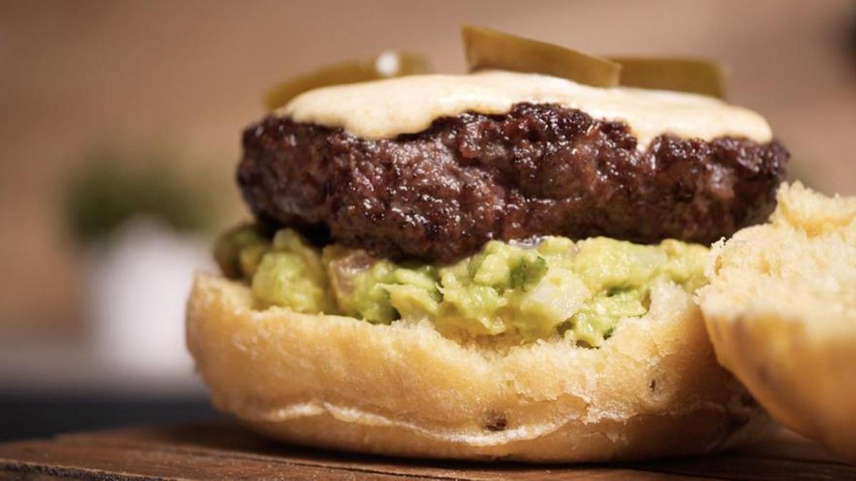 Hamburguesa en clave 'tex-mex'.