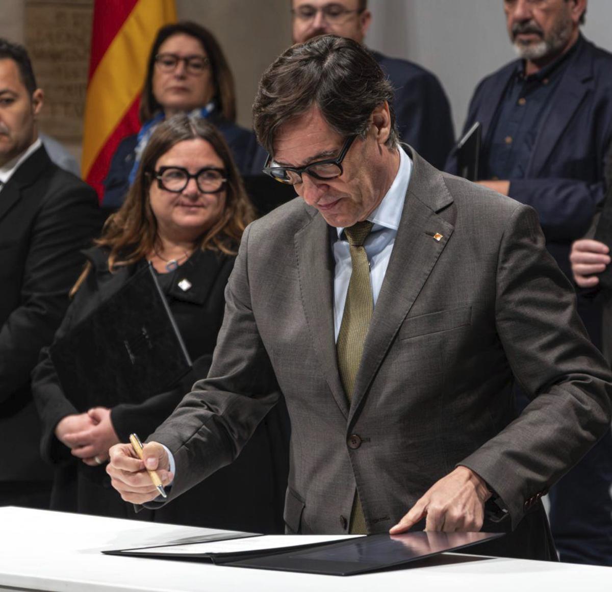 El Govern s’alia amb 31 alcaldes per buscar promotors de pisos públics