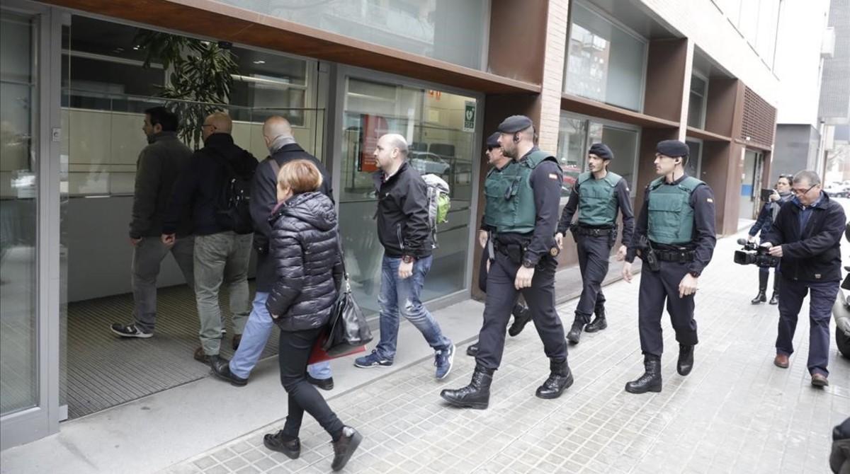 jgblanco37138840 barcelona 02 02 2017  pol tica   la guardia civil regustra l170202095237