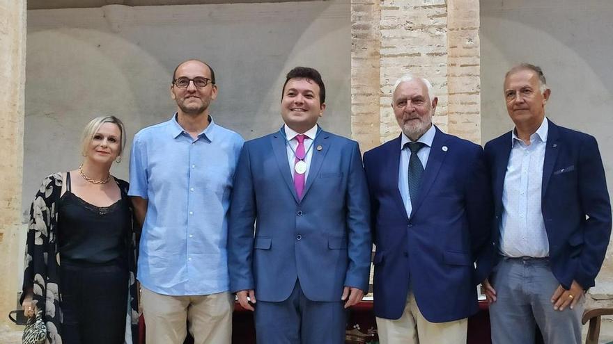 Llombai formaliza la elección de Sanz Viñuelas como cronista oficial
