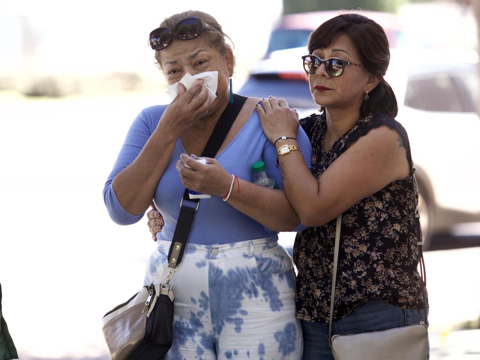 Las imágenes de la zona de ocio de Atalayas tras el incendio en dos discotecas