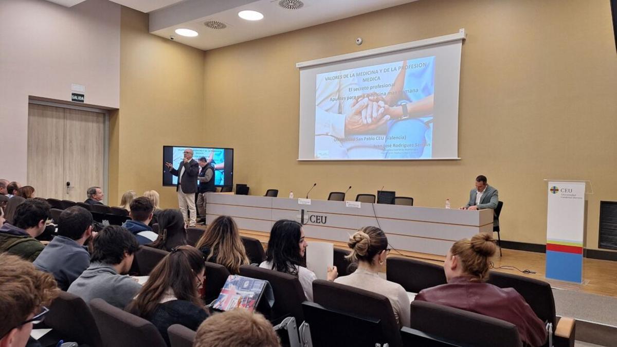 Jornadas sobre Deontología Médica celebradas recientemente en la Universidad Cardenal Herrera CEU (UCH-CEU).