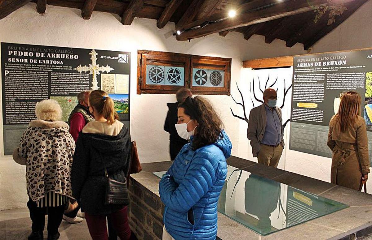Visitantes 8 Un momento de la inauguración del Centro de Interpretación. | COMARCA ALTO GÁLLEGO