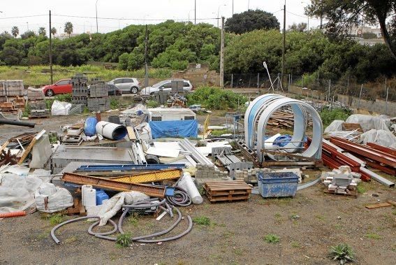 Wie wackere Nachbarn in Palma dem Druck des Möbelriesen trotzen.