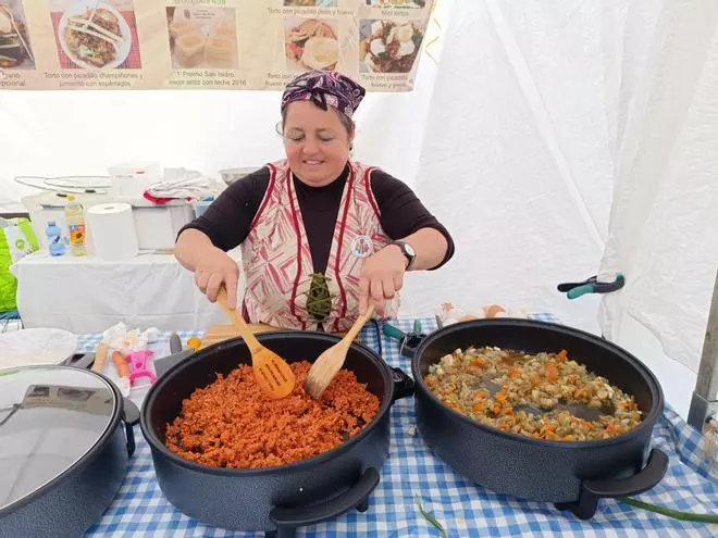 Tradición y gastronomía en la primera jornada del Mercado San Isidro de Llanera