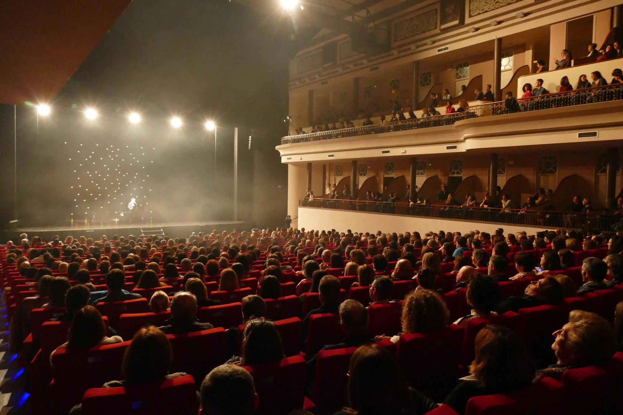 Joan Dausà fa el ple al Teatre El Jardí de Figueres