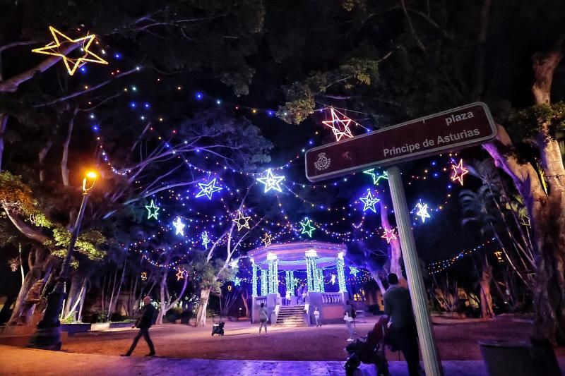 Prueba de la iluminación de Navidad de Santa Cruz