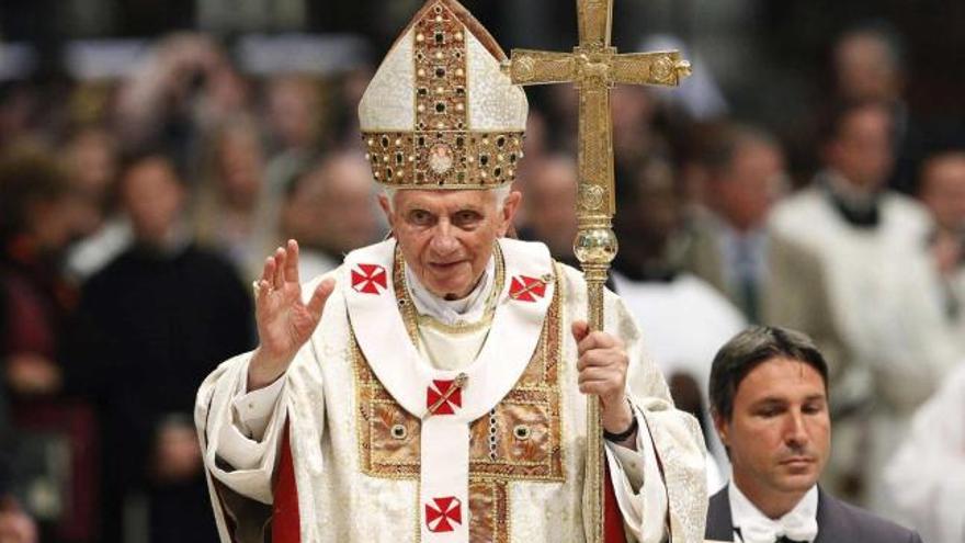 Benedicto XVI, ayer por la mañana, en la plaza de San Pedro del Vaticano.