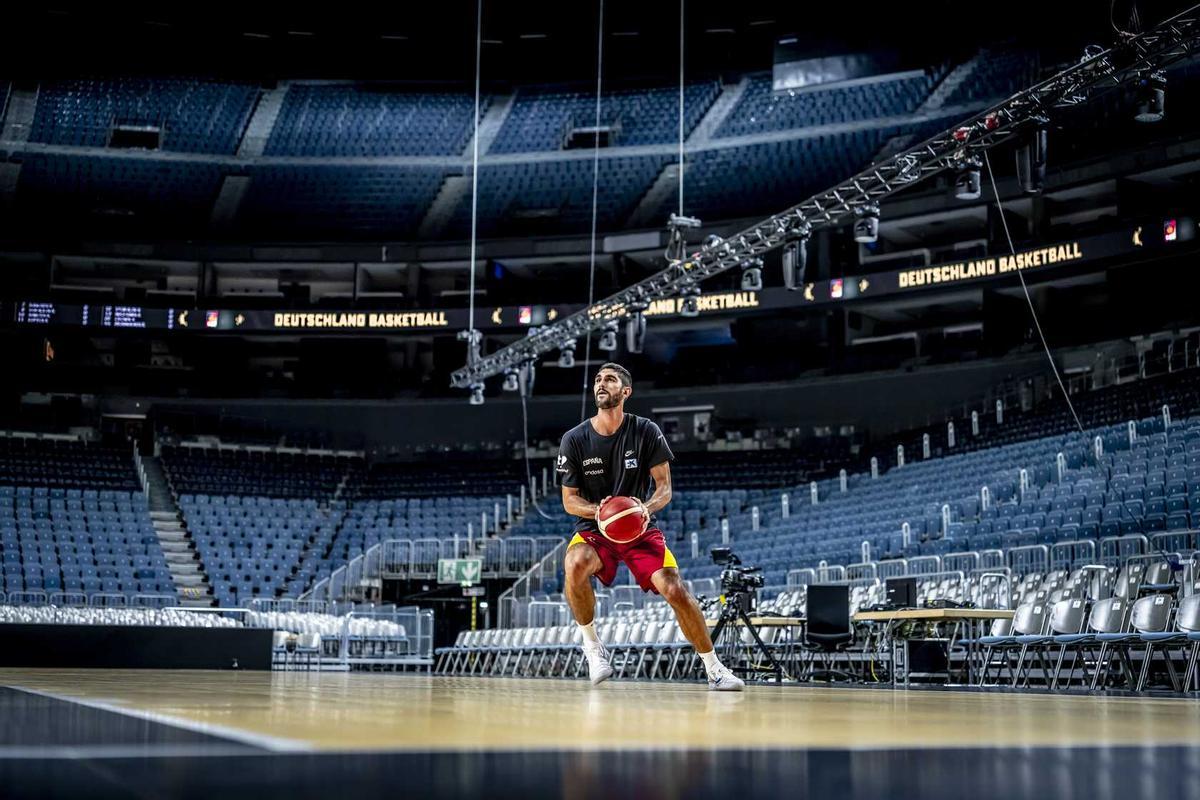 Santi Aldama trabajó en la tarde del viernes para seguir con su puesta a punto de cara al Eurobasket