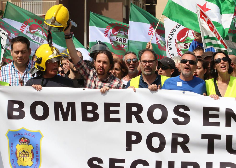 Manifestación de los bomberos de Málaga