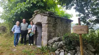 La historia de cómo la parroquia de San Juan de Duz ha logrado recuperar la capilla de las Ánimas Mirantes