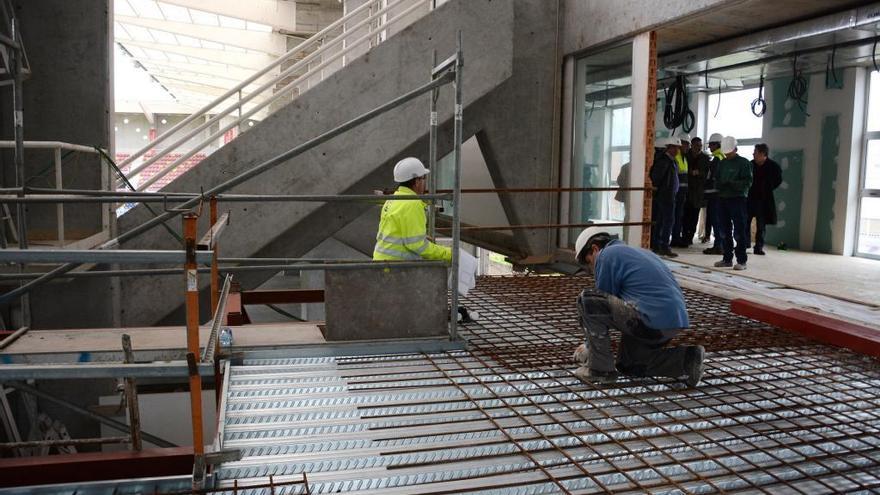 Trabajadores en una obra.