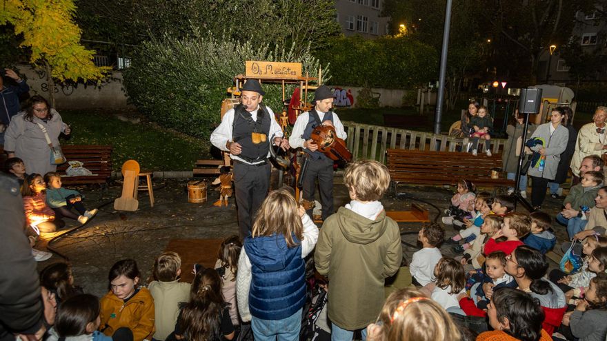 Labañou celebra su magosto con castañas, chocolate y música