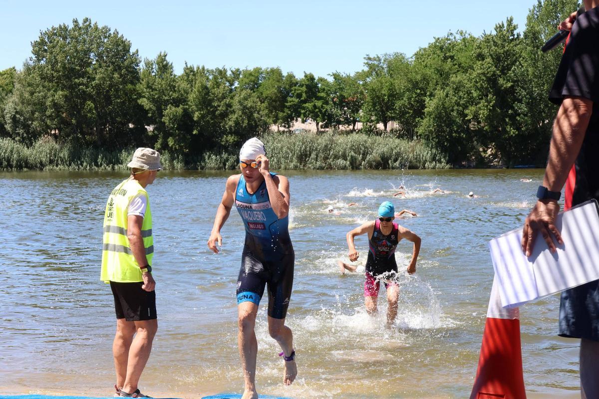 Los mejores imágenes del Campeonato Regional Juvenil de Sprint en el Triatlón Ciudad de Zamora