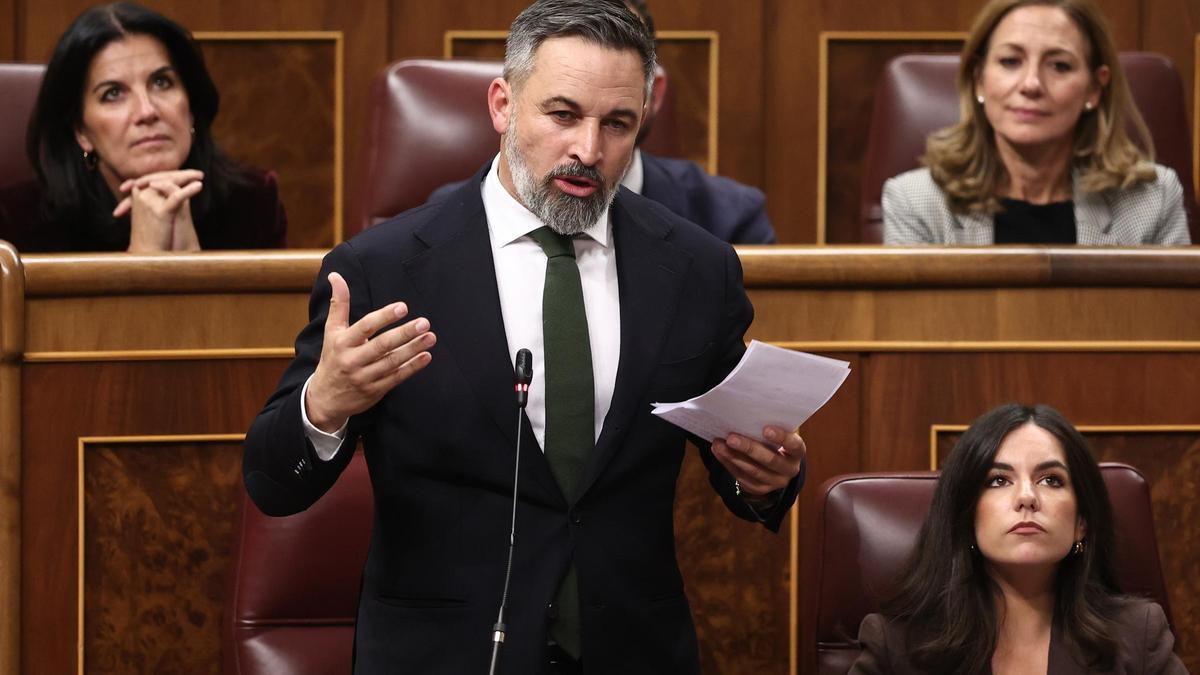 Abascal cree que el PP tiene “el deber” de presentar una moción de censura para “retratar al Gobierno”