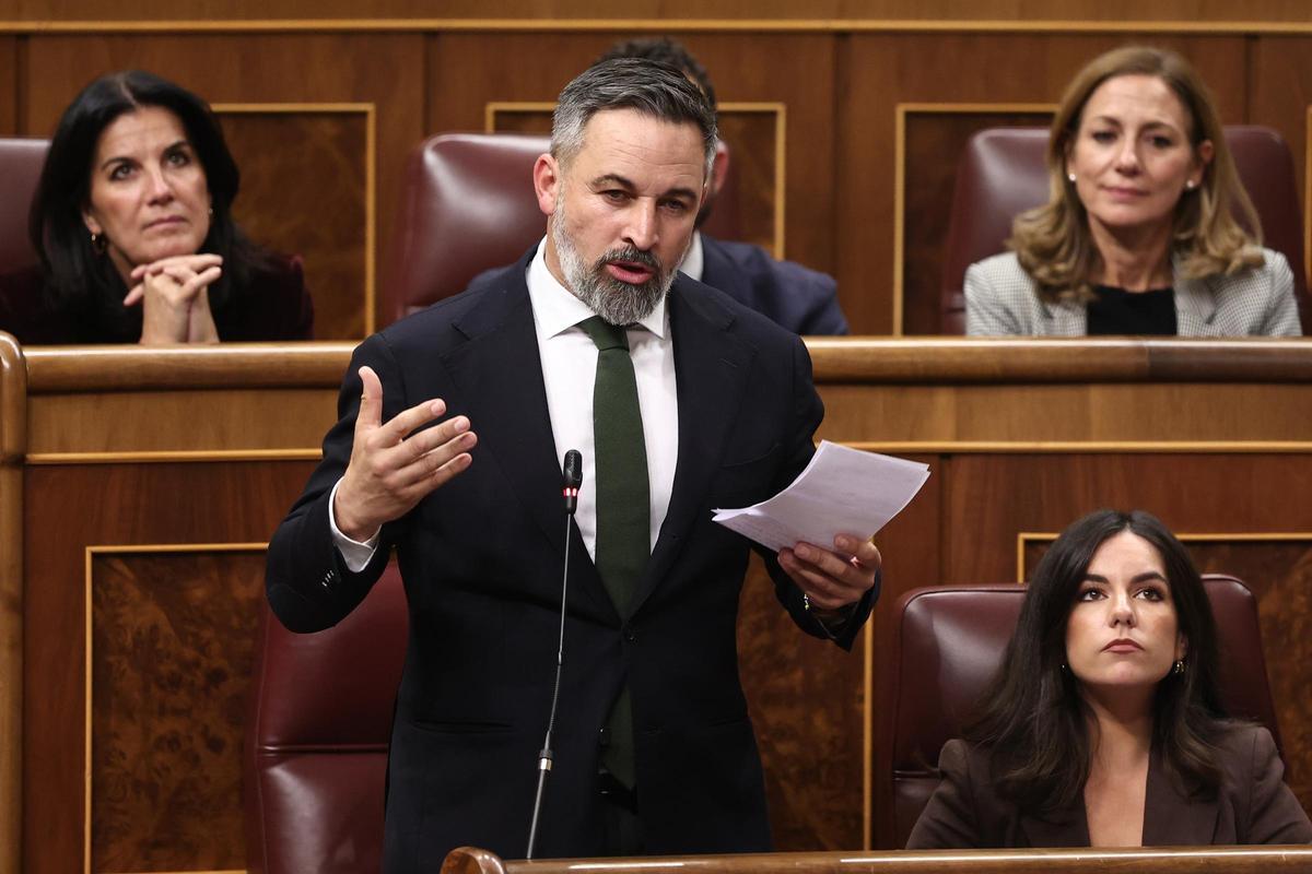 Abascal completa un relleu generacional a Vox que aparta la vella guàrdia d’Ortega Smith i Espinosa de los Monteros