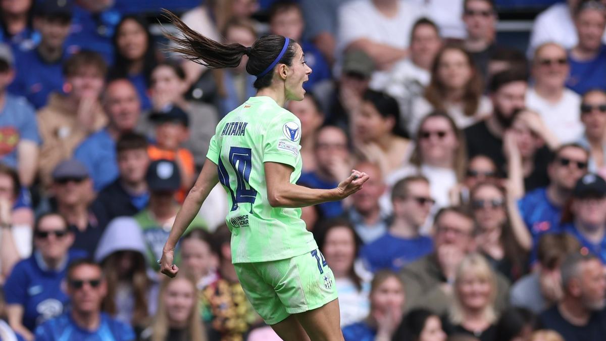 Aitana celebra su gol ante el Chelsea