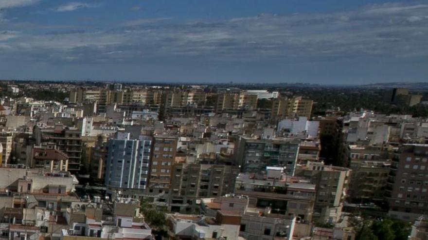 Detienen a una pareja a punto de robar en una vivienda unifamiliar de Elche