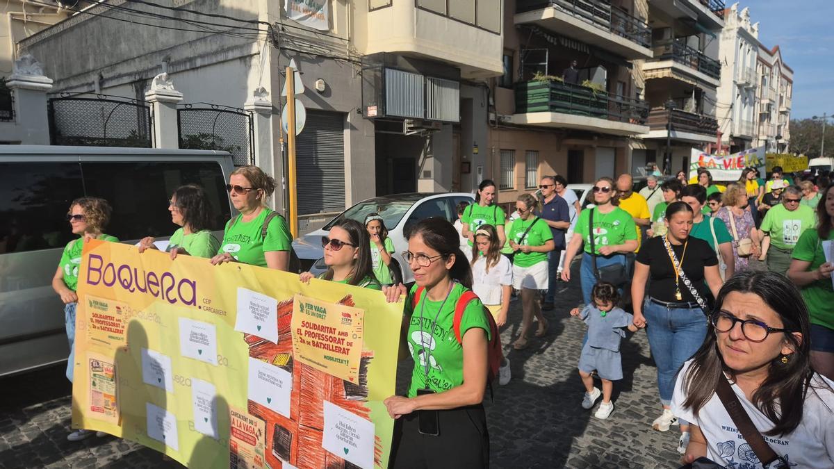Participantes en la marcha de esta tarde.