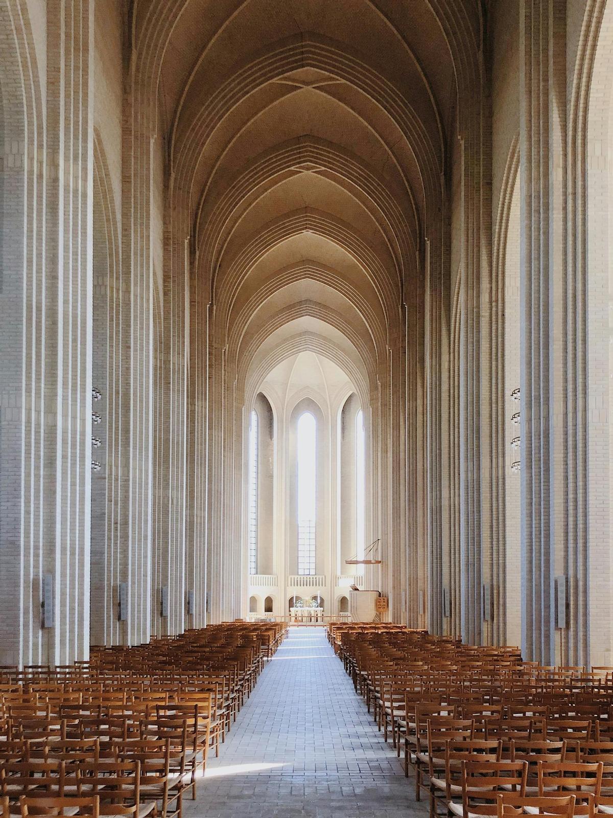 La impresionante iglesia de Grundtvig, en Copenhague