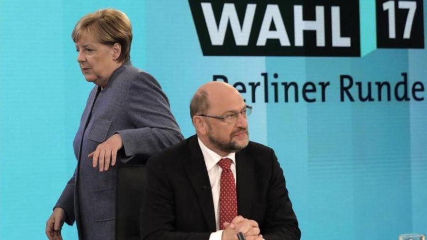 Schulz se abre a negociar un gobierno junto a Merkel