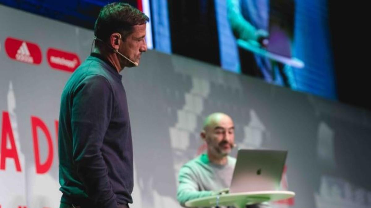 Belletti explicó ante otros entrenadores su método de trabajo