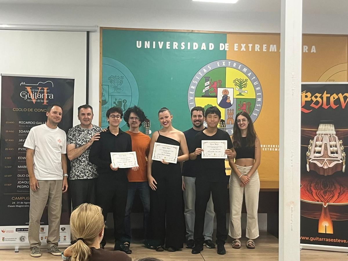 El Campus de Guitarra de Extremadura corona a sus jóvenes talentos en Jarandilla de la Vera El Campus de Guitarra de Extremadura corona a sus jóvenes talentos en Jarandilla de la Vera